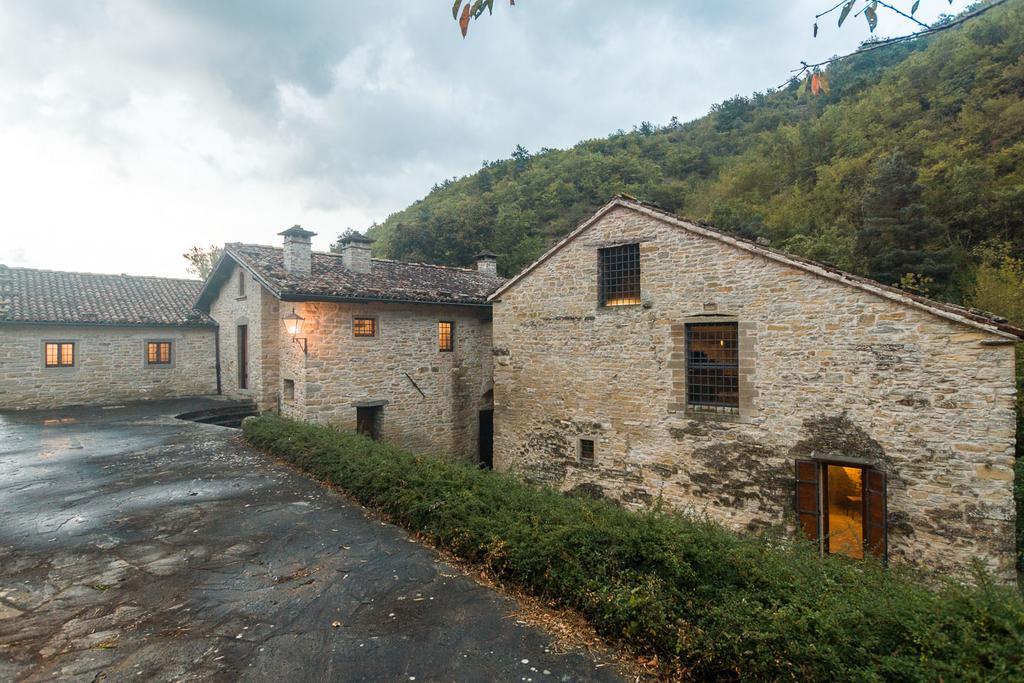 Borgo Corniola B&B Naturista Bed & Breakfast *