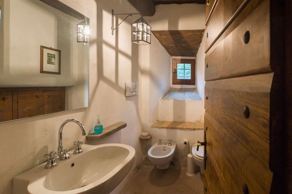 Borgo Corniola B&B Naturista